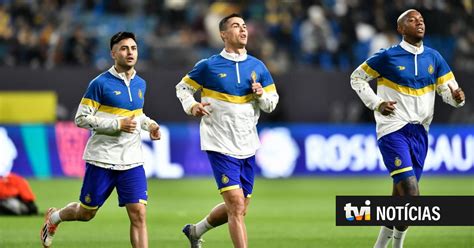 As Imagens Da Estreia De Cristiano Ronaldo Pelo Al Nassr Tvi Notícias