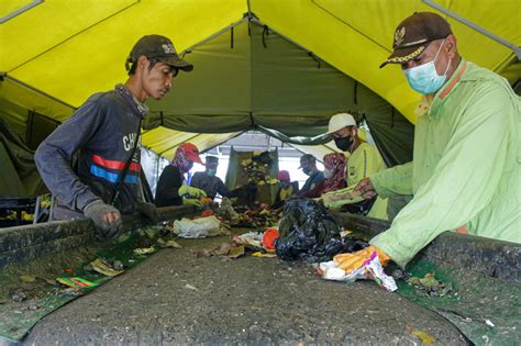 Maggot Kurang Pakan Pemkot Dorong Sampah Pasar Dikirim Ke TPST