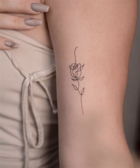 Pin De Liza Varga Em Rzs Tatuagens Minimalistas Tatuagem Tatuagens