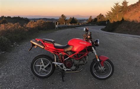 Ducati Hyperstrada 821 An Honest Owner S Review Motofomo