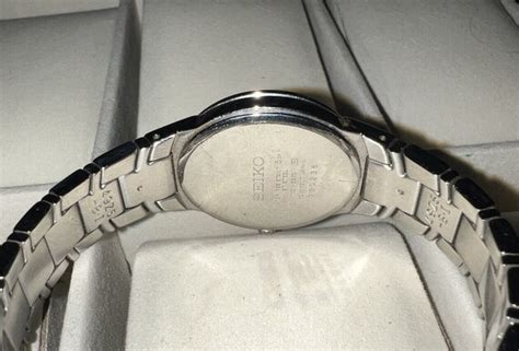 Seiko Vivace 20 Diamond Bezel Womens Watch Excellen Gem