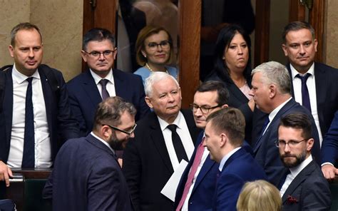 Najnowszy sondaż partyjny Ipsos PiS ma bardzo poważny problem Wprost