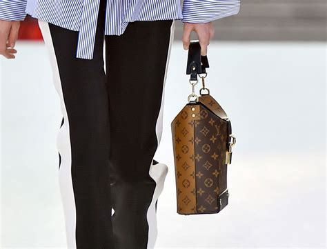 Latest Lv Bags Semashow