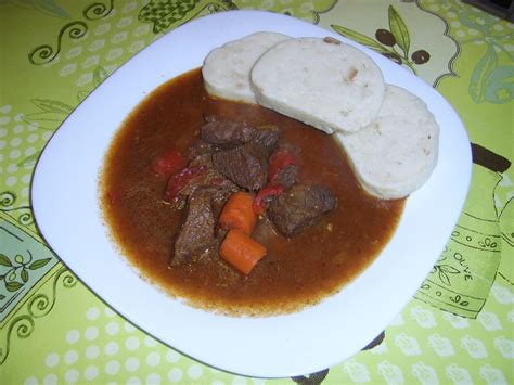 Pörkölt Rezept mit Bild kochbar de