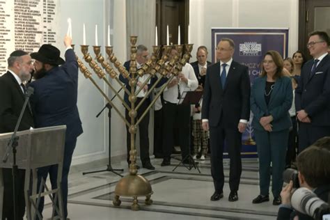 Chanuka Ponownie Zapalona W Sejmie Rabin To Jest Prawdziwa Twarz