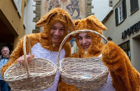 Fotostrecke Bietigheim Bissingen Osterbrunnenfest Mit Gro Em Zulauf