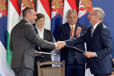 MINISTAR VULIN PORUČIO IZ BUDIMPEŠTE Srbija nije i ne može biti