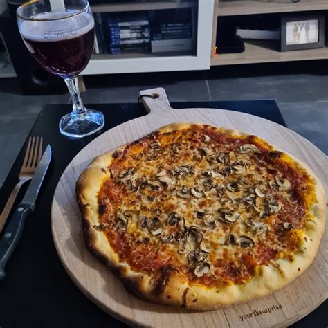 Homemade Mushroom Pizza Rfood