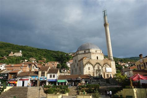 Ramadan in Kosovo, religion and identity / Kosovo / Areas / Homepage ...