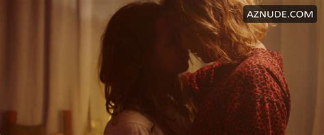 STEFANIE MARTINI Nude AZNude