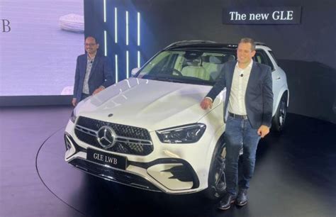 Mercedes-Benz GLE Facelift Launched In India, Starts From Rs 96.40 Lakh | CarDekho.com