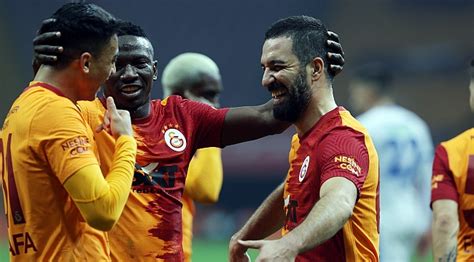 Hatayspor Galatasaray Muhtemel 11 Ler Galatasaray Futboo