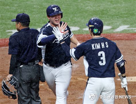 아시안게임 한국 야구 2 0 대만 꺾고 Ag 4연패문동주 6이닝 무실점 불꽃투혼