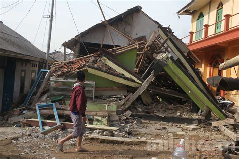 Foto Penampakan Rumah Warga Yang Hancur Akibat Gempa Cianjur