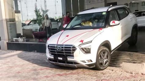 Compact Suv Sales Feb Creta Seltos Taigun Kushaq Astor S Cross