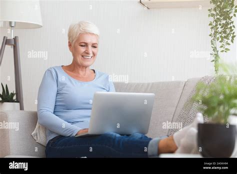 Typing Email Hi Res Stock Photography And Images Alamy