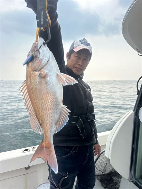 ファクスリーまぁくん さんの 2024年02月11日のマダイの釣り・釣果情報和歌山県 洲本沖 アングラーズ 釣果500万件の