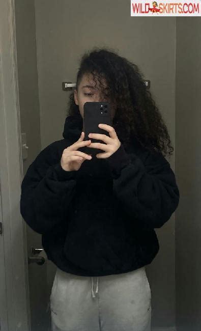 Curly Exotic Curlyexotic Nude OnlyFans Leaked Photo