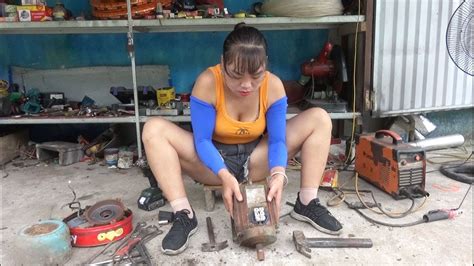 Genius Girl Repairs Restores Rusty Old Electric Banana Slicer For