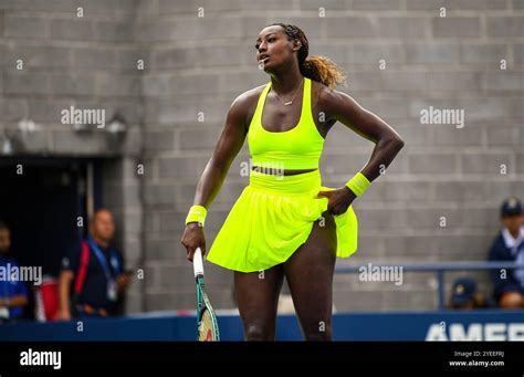 Alycia parks hi-res stock photography and images - Alamy
