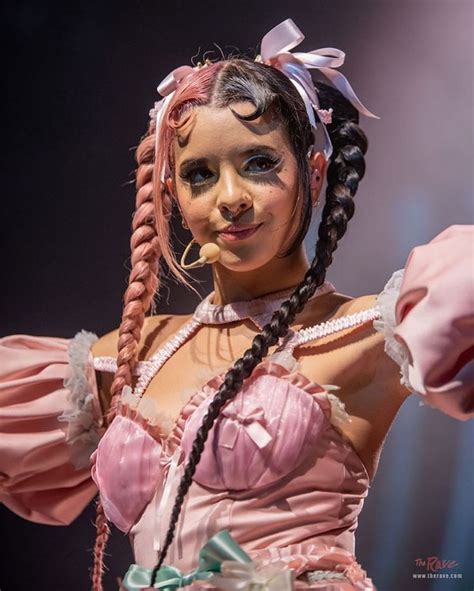 Gef Llt Mal Kommentare Melanie Martinez Melanies Updates