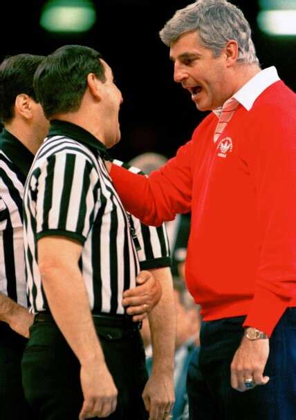 Bob Knight Indianas Combustible Coaching Giant Dies At Age 83