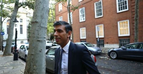 Rishi Sunak Set To Become UKs First PM Of Indian Origin As Rivals Quit