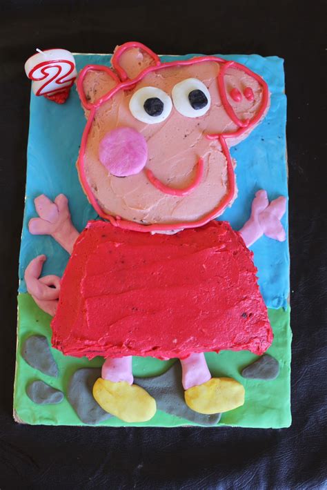 Peppa Pig Happy Birthday Cake