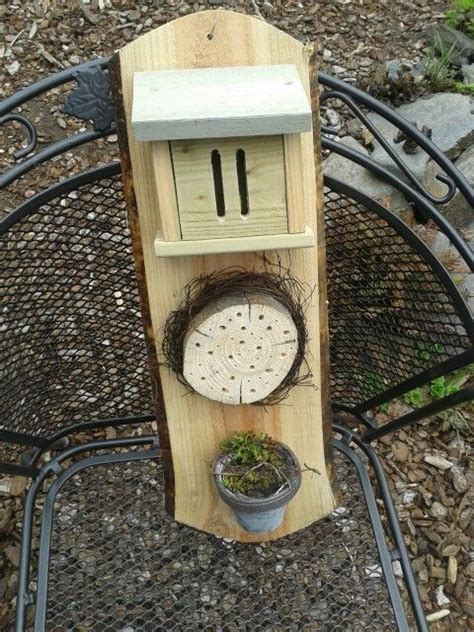 Pin Op Insect Hotels Insectenhotel Zelfgemaakt Kleuren