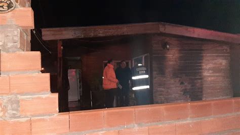 Presunto Incendio Intencional En Una Vivienda De La Ciudad De La Bahia