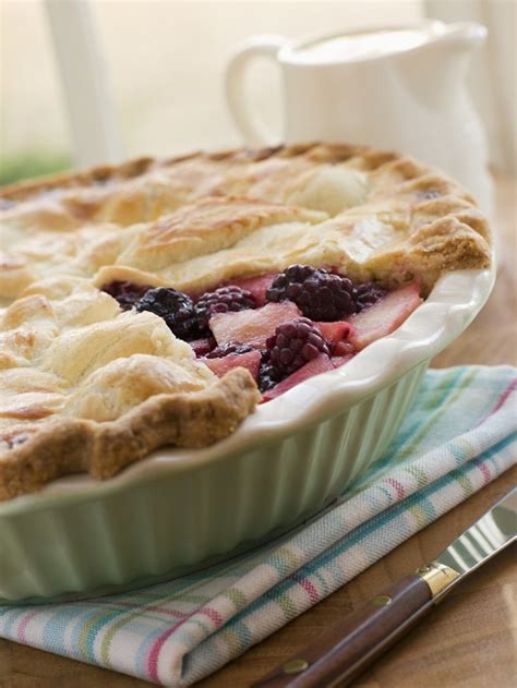 Black Raspberry Pie Recipe ⋆ Food Curation