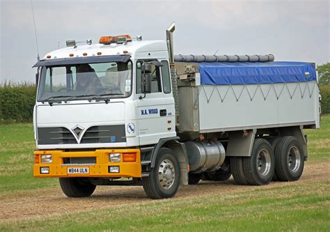 TV08268 Kelsall W844ULN 2000 Foden Alpha Operated By N A Damian