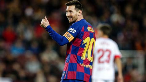 Messi S Hat Track Keys Barcelona S Win Over Mallorca Sports Illustrated