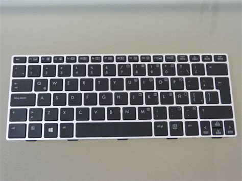 TECLADO HP ELITEBOOK REVOLVE 810 G1 810 G2 810 G3 NEGRO MARCO PLATEADO