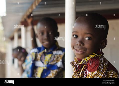 Espoir Pour Les Enfants Banque De Photographies Et Dimages à Haute