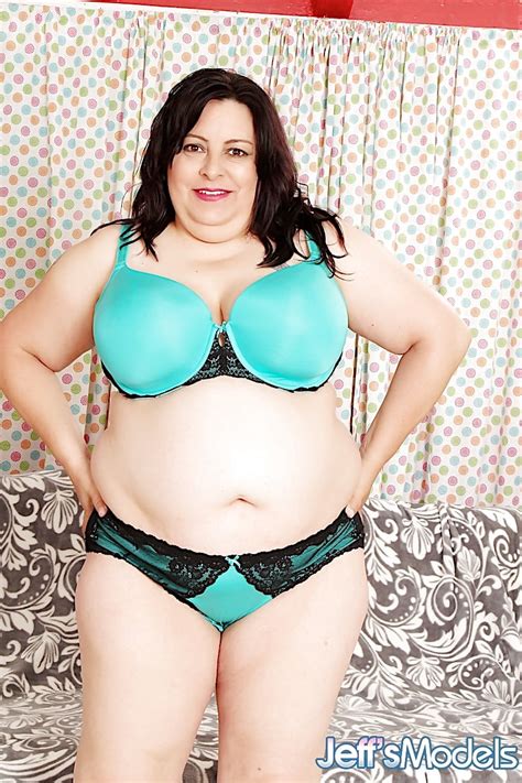 Chubby Brunette Lacy Bangs Porn Pictures XXX Photos Sex Images 4054104 PICTOA