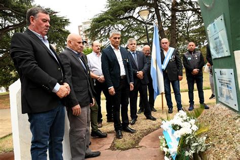 Se desarrolló el acto oficial por el Día del Veterano y los Caídos en