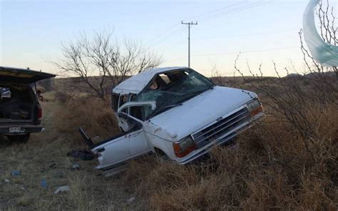 Volcadura En Carretera Chihuahua Juárez Deja Dos Lesionados El