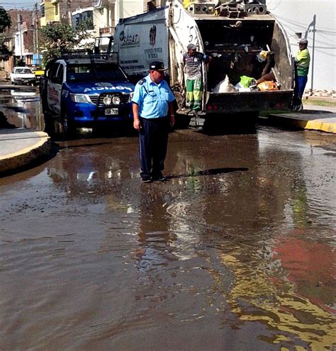 Digital Press Rotura De Red Matriz De Agua Causa Gran Aniego En Urb