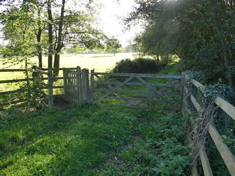 Access Gates To Track David Pashley Cc By Sa 2 0 Geograph Britain