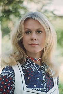 Elizabeth Montgomery Biography, Age, Height, Husband, Net Worth, Family