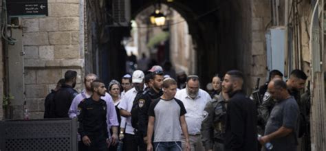 Palestine Over A Thousand Israelis Storm Al Aqsa Mosque Complex The