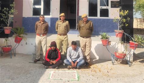 Karauli Two Accused Arrested With Three Boxes Of Illegal Country Liquor