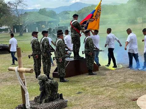 Jóvenes reservistas se despidieron con orgullo y gloria de su servicio