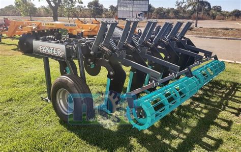 Descompactador Terramax Ouro Panter Moi M Quinas