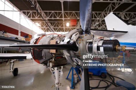 Broken Plane Engine Photos and Premium High Res Pictures - Getty Images