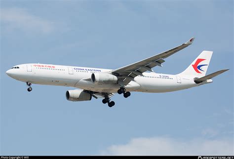 B China Eastern Airlines Airbus A Photo By Will Id