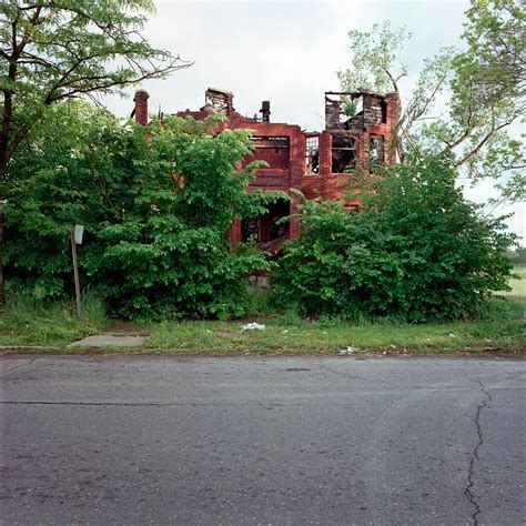 100 Abandoned Houses