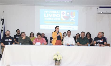 17ª Feira do Livro de Mossoró realiza abertura oficial na Uern UERN