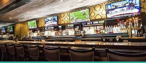 The 6 Best Bars and Lounges to Watch Football in NYC | Cool bars, Watch ...